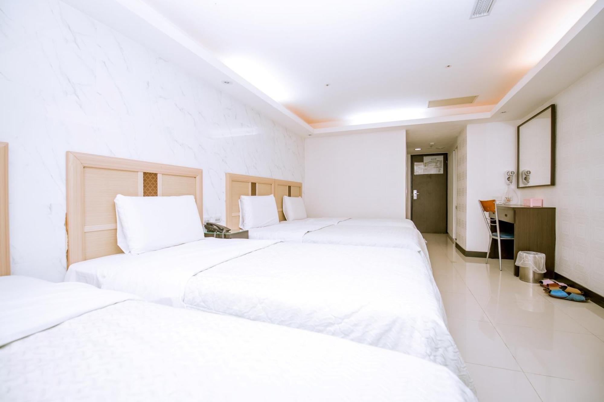 Guide Hotel Taoyuan Fuxing Стая снимка